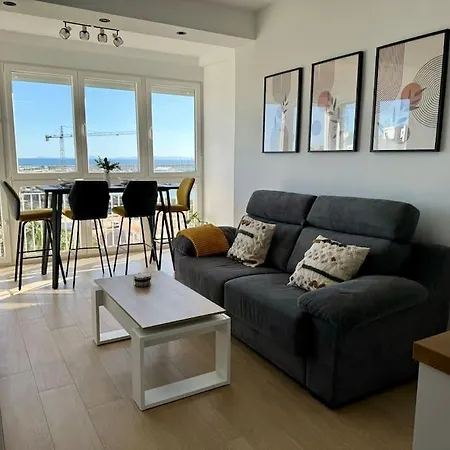 Cozy With Port View Daire *
