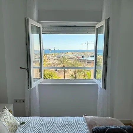 Cozy With Port View Lejlighed Torrevieja