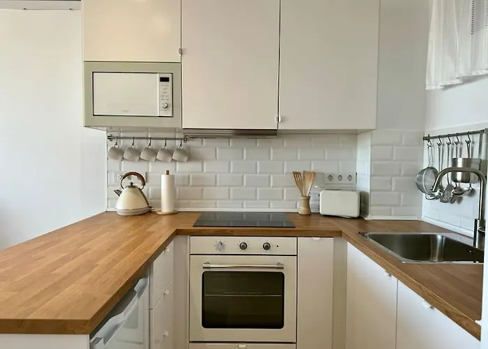 Cozy With Port View *