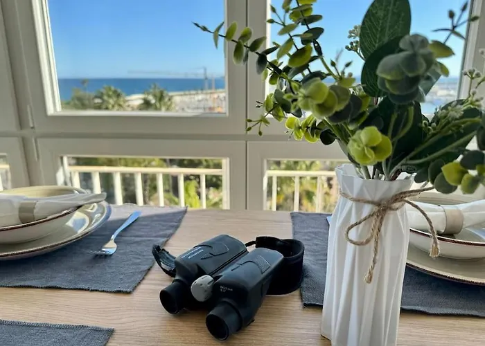 Апартаменты Cozy With Port View